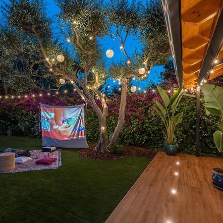 Villa Barcelona'S Tropical Oasis Sant Just Desvern Exterior foto