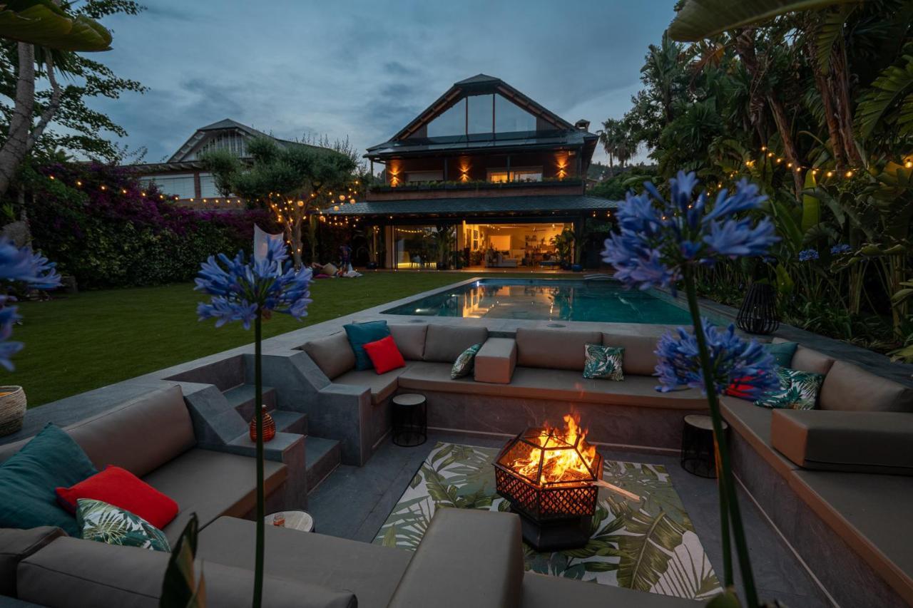 Villa Barcelona'S Tropical Oasis Sant Just Desvern Exterior foto